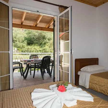 Apartment Dimitra Agios Georgios Pagon