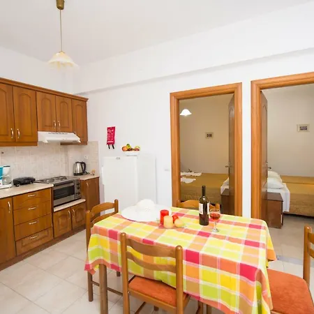Dimitra Apartment *